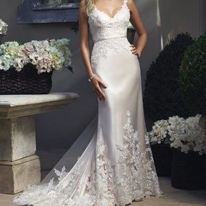 Casablanca Bridal dress #2210 Ivory